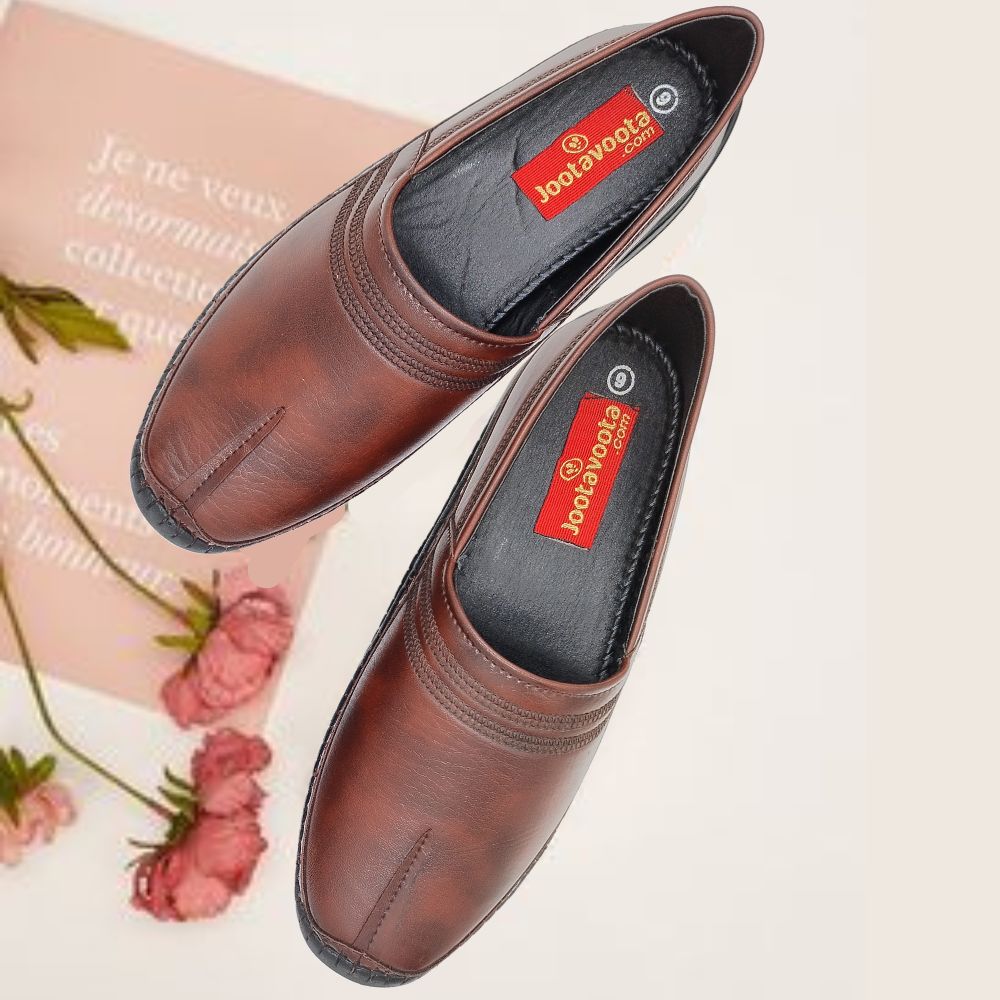 Jootavoota Men Comfortable Ethnic Jutti (7624), Size: 6, Colour: Brown