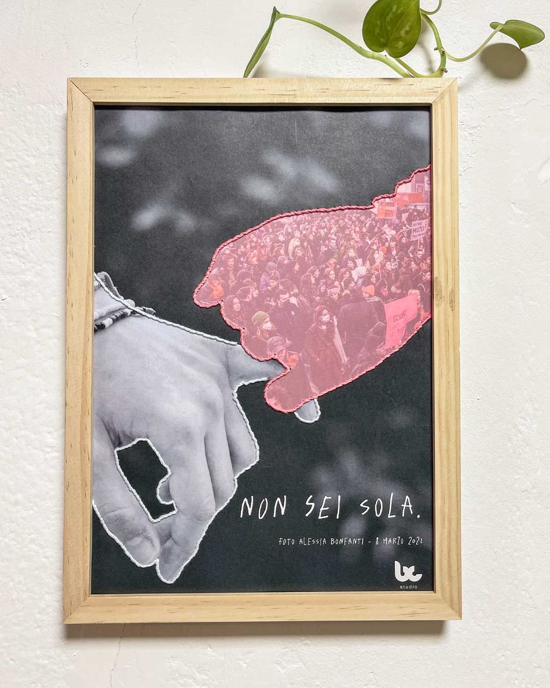 Poster Ricamato - Non sei sola