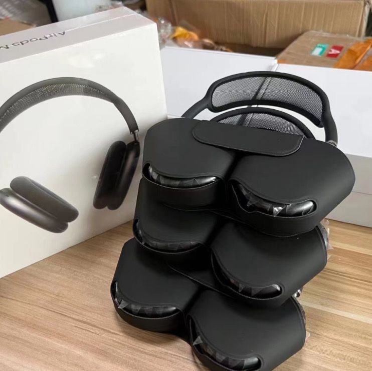 APPLE AIRPOD MAXS (50% OFF)