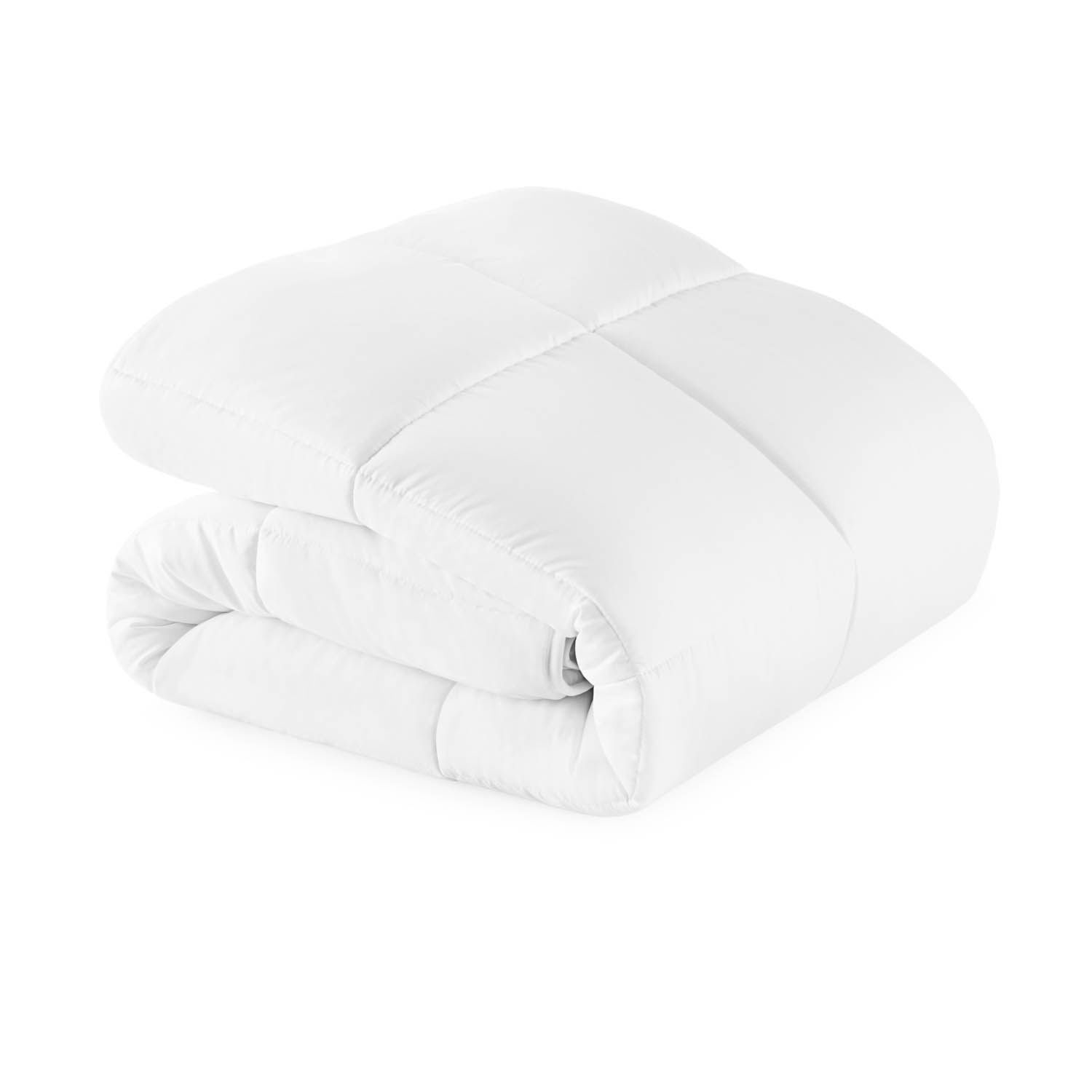 Weekender Down Alternative Microfiber Comforter White