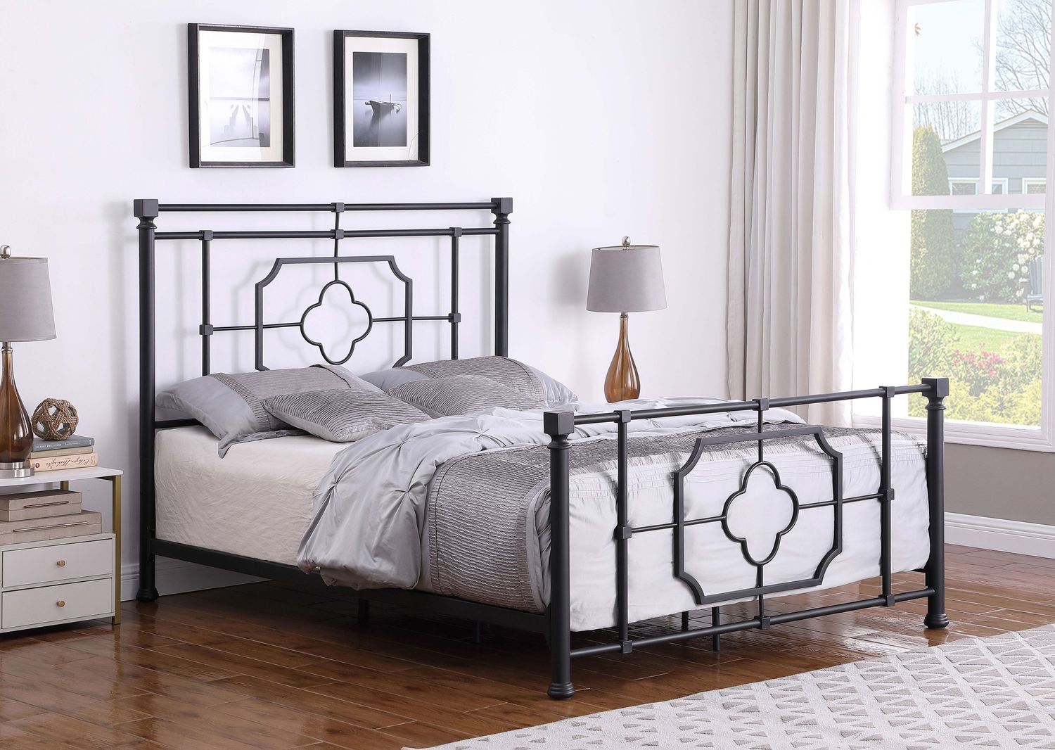 Paskay Metal Panel Bed Matte Black, Size: King
