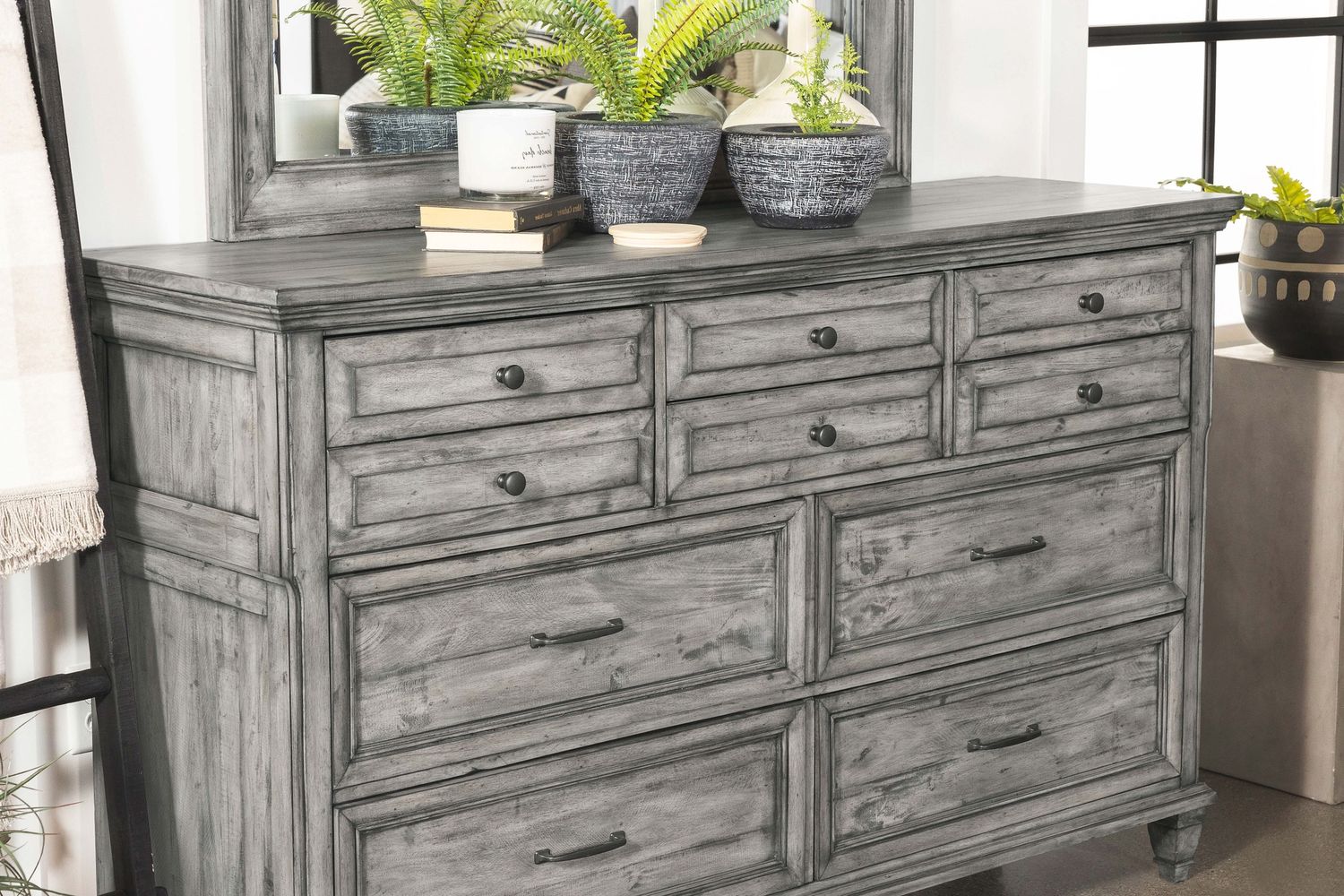 Avenue 8-Drawer Rectangular Dresser Grey