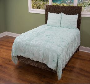 Rizzy Home Ultra Light Comforter, Knot Detail