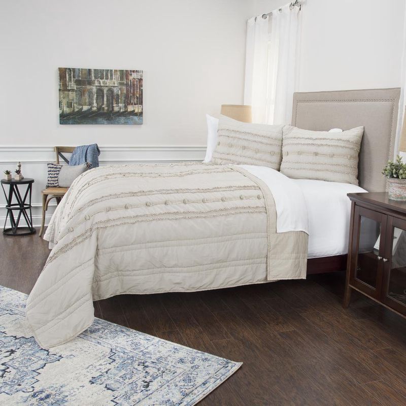 Rizzy Home Hattie Quilt, Ivory King