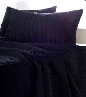 Rizzy Home Quilt, Solid Square Pattern