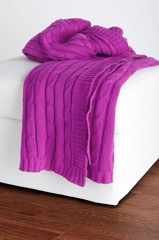 Rizzy Home Cable Knit Sweater Fabric Throw Blanket, Raspberry