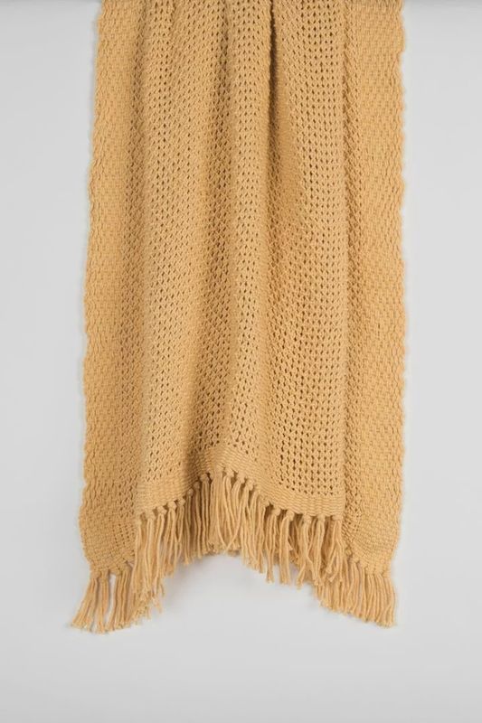 Rizzy Home Throw Blanket, Solid Yellow Tassle