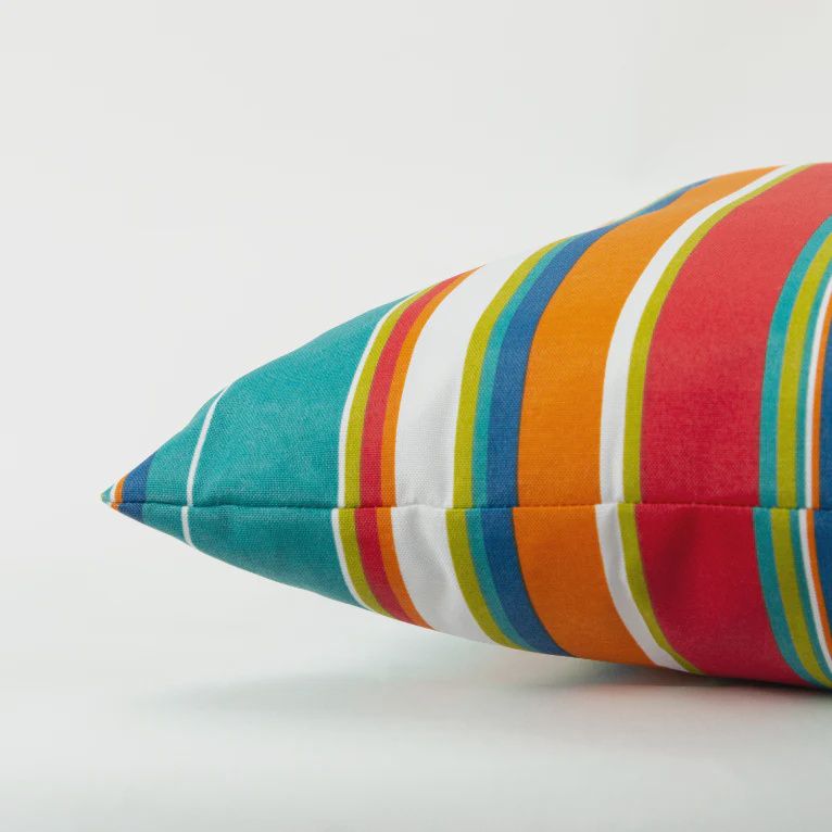 Rizzy Home Indoor/Outdoor Decorative Pillow, Multicolor Stripe