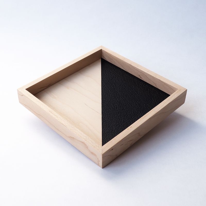"Square Town"- Vide Poche Erable