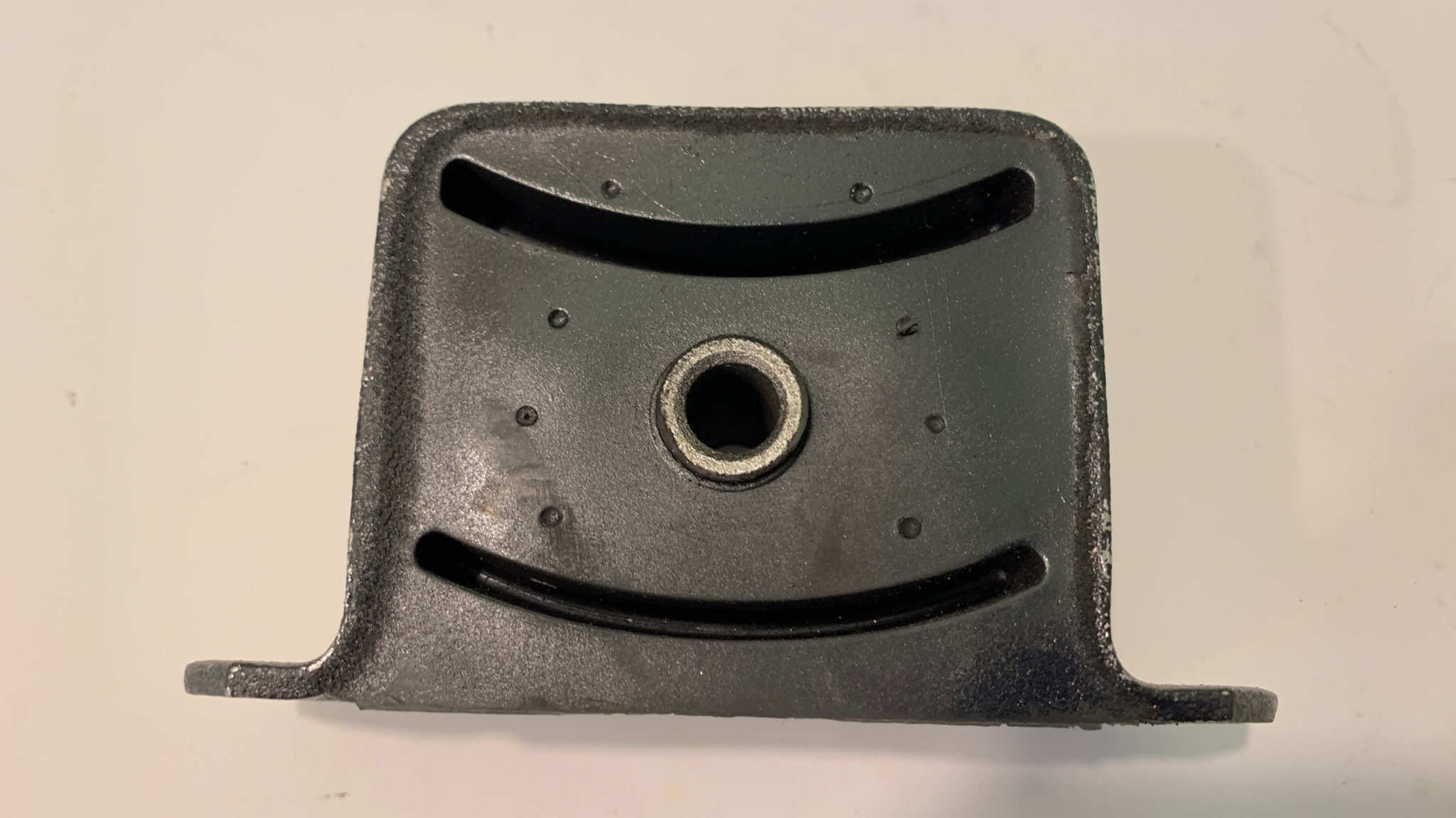 Опора раздатки нива нового образца