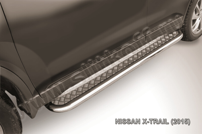 Пороги из нержавейки Nissan X-Trail (2013-2023) d57 с алюминиевым листом