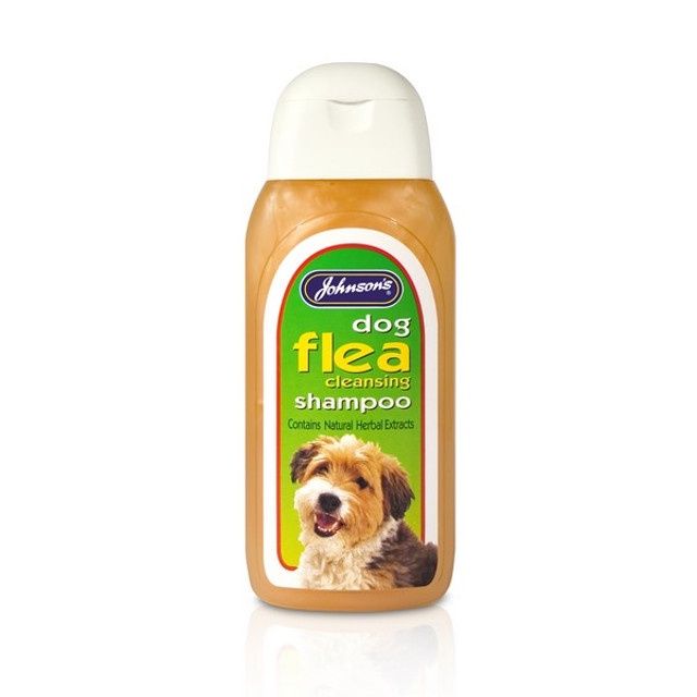 Johnsons Dog Flea Cleansing Shampoo 200ml
