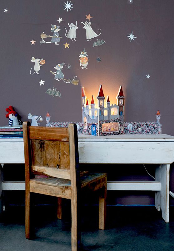 Mice &amp; Ghosts wallsticker