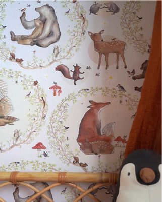 Wonderful Woodland wallpaper Snowflake white