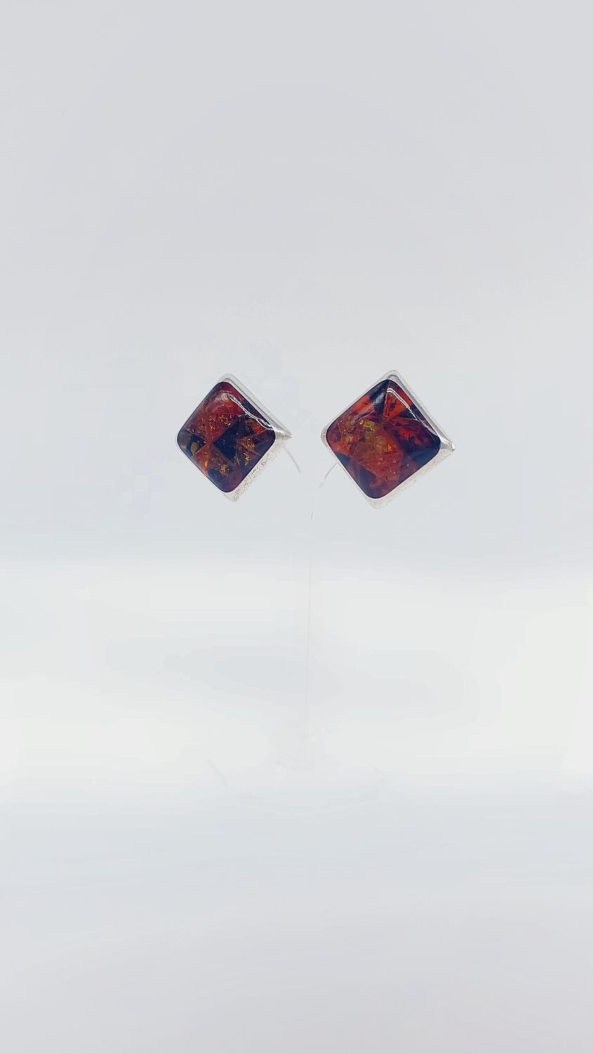 Vintage-Chic: Ohrclips mit echtem Naturbernstein