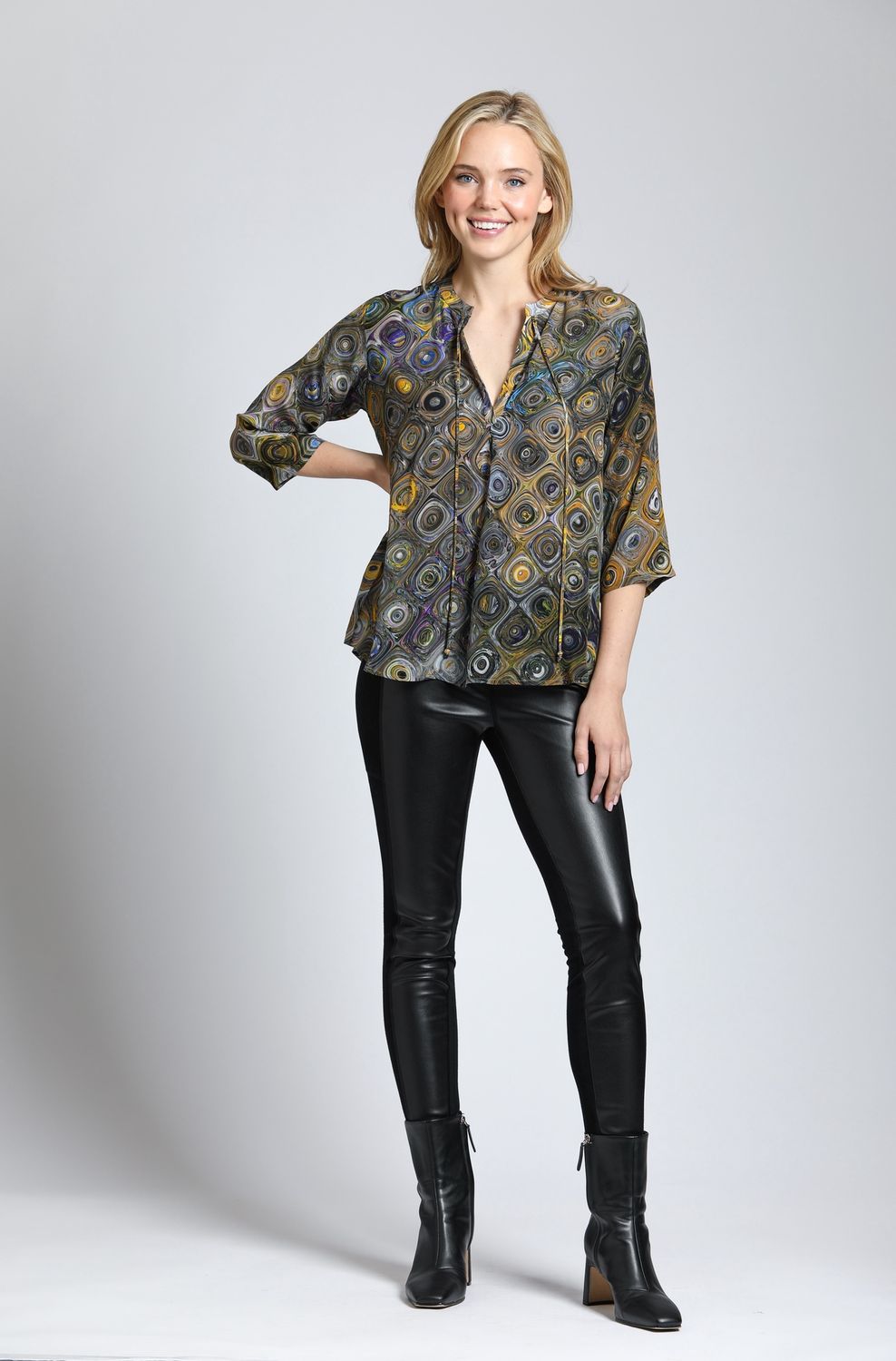 B51PB711D, Size: Small