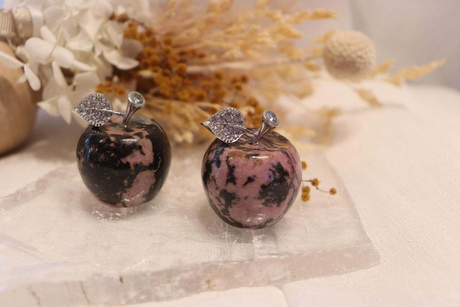 Rhodonite Apple