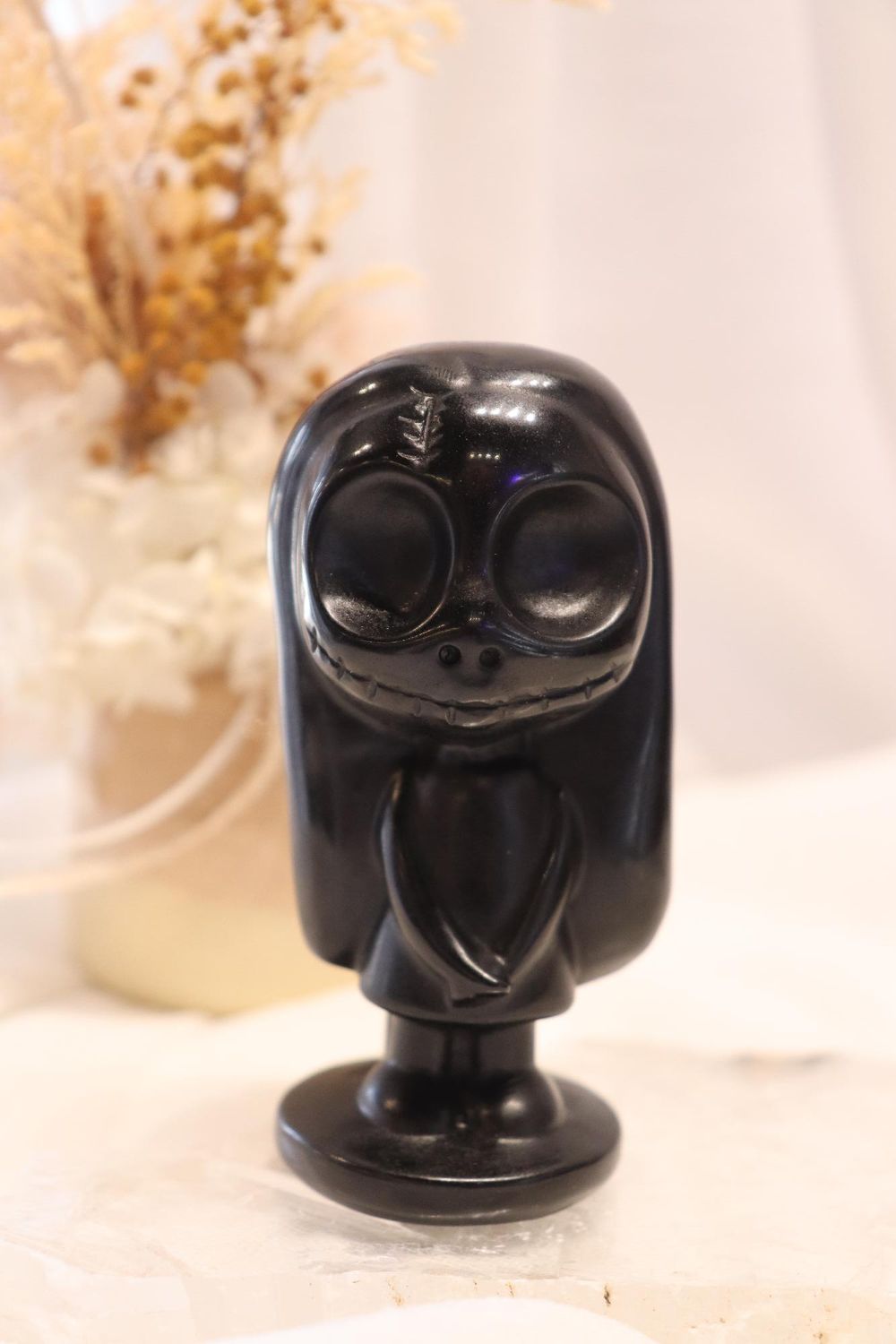Sally | Black Obsidian