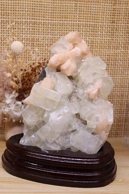 Apophyllite + Stilbite Specimen | 1.504kg