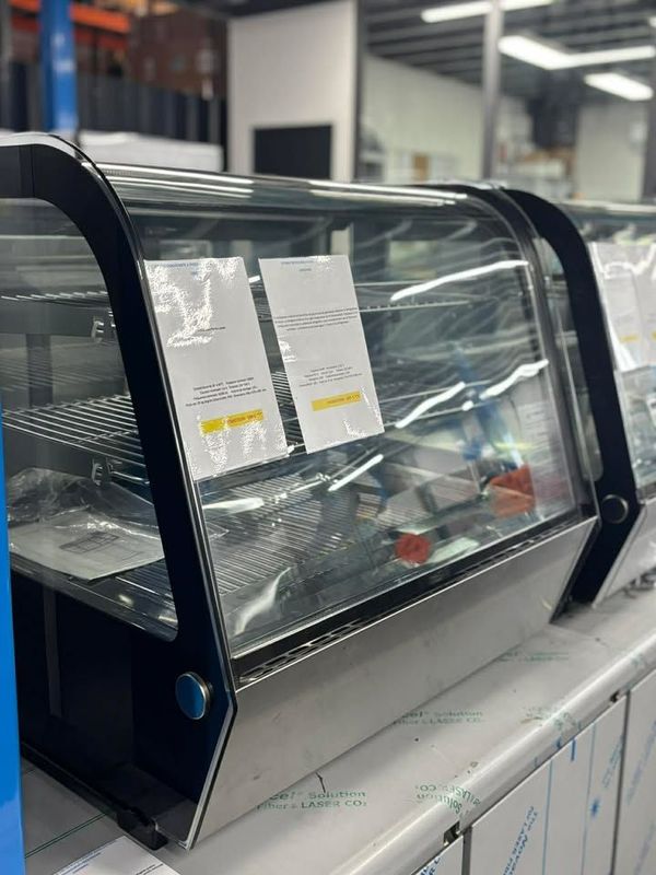 VITRINE CHAUFFANTE A POSER