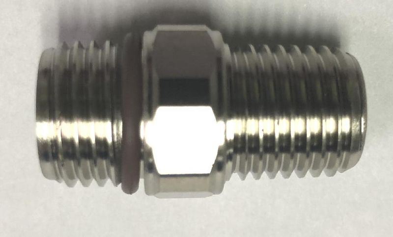 OmniSwivel 9/16 M - 1/4 NPT #NP-UM-YM