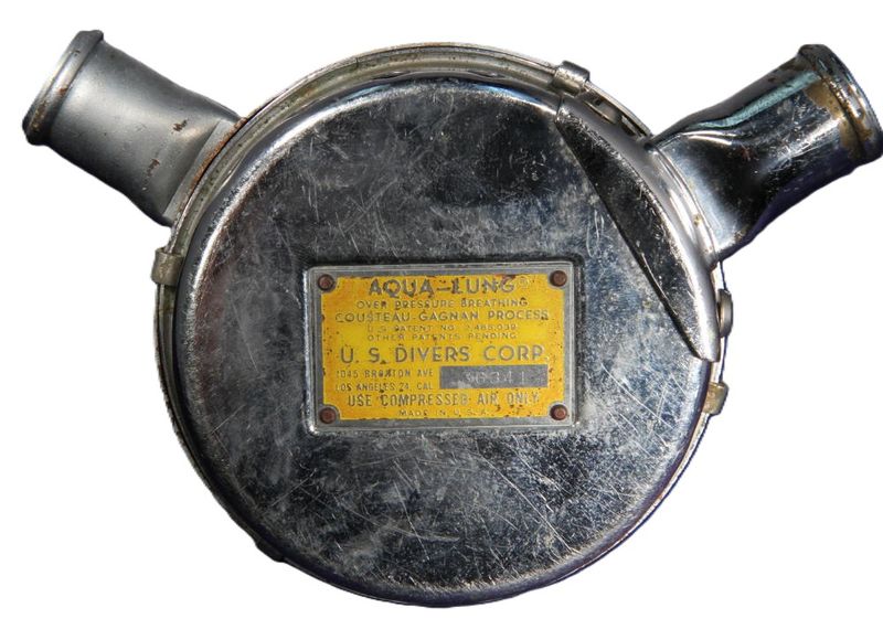 DX Broxton Riveted Label