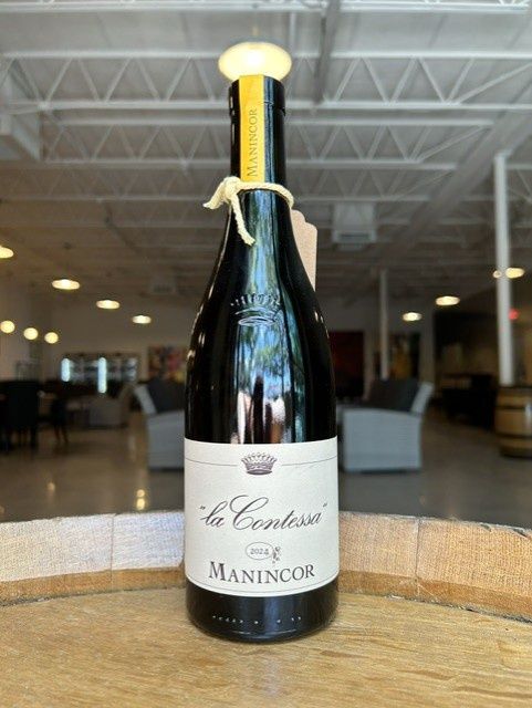 2024 Manincor,' La Contessa', Pinot Blanc, Chardonnay, Sauvignon, Alto Adige, Italy