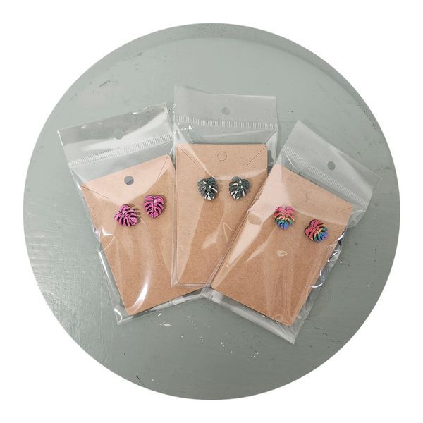MONSTERA LEAF EARRINGS - MULTI