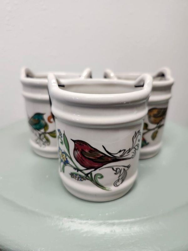 CERAMIC CROC 3&quot; - BIRDS