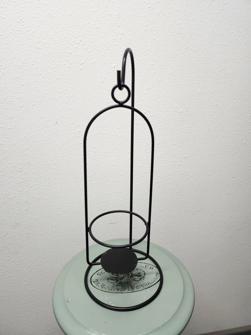 METAL HANGING PLANT HOLDER 19&quot;