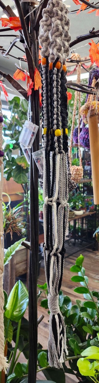 MACRAME PLANT HANGER 38&quot; B&amp;W ORANGE BEAD