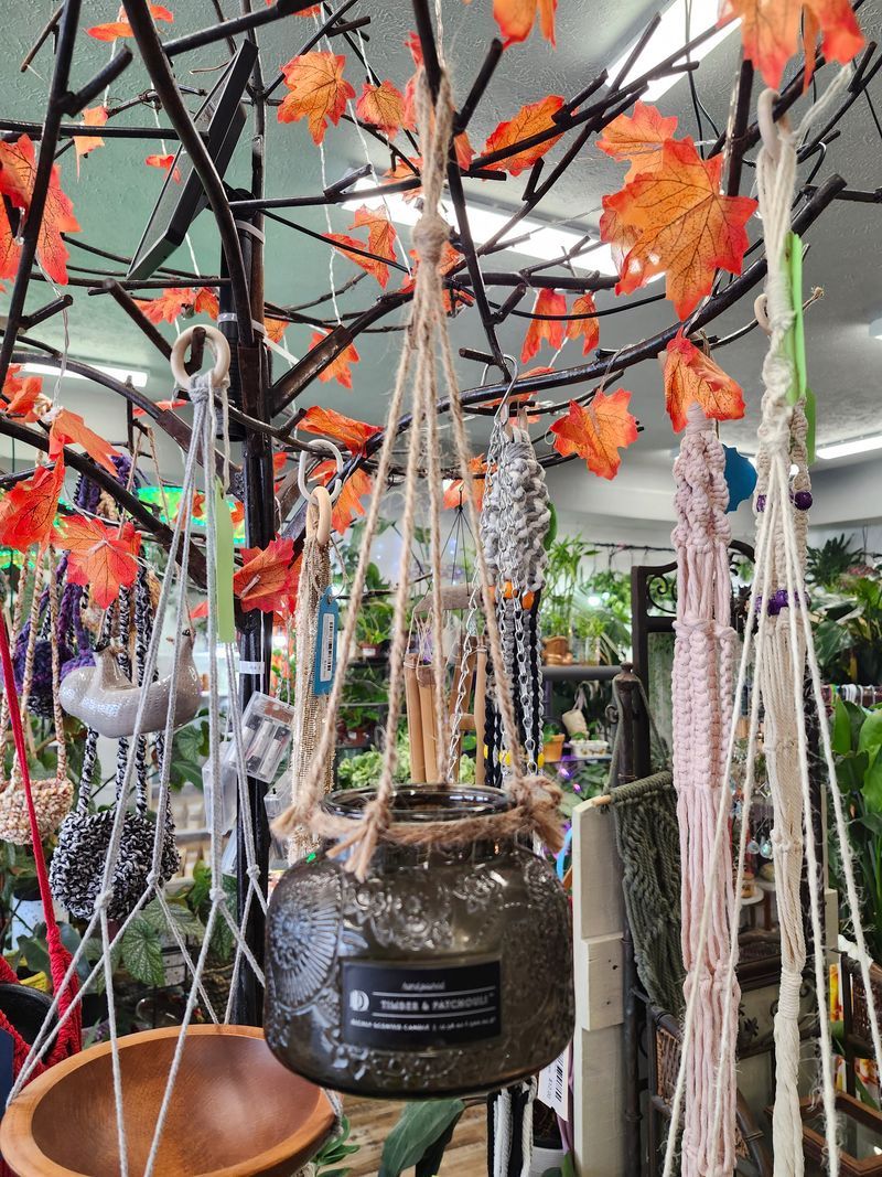 UPCYCLE HANGING POT - CANDLE