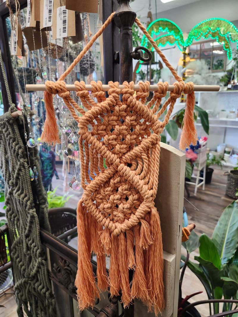 MACRAME WALL ART 20&quot; - PEACH