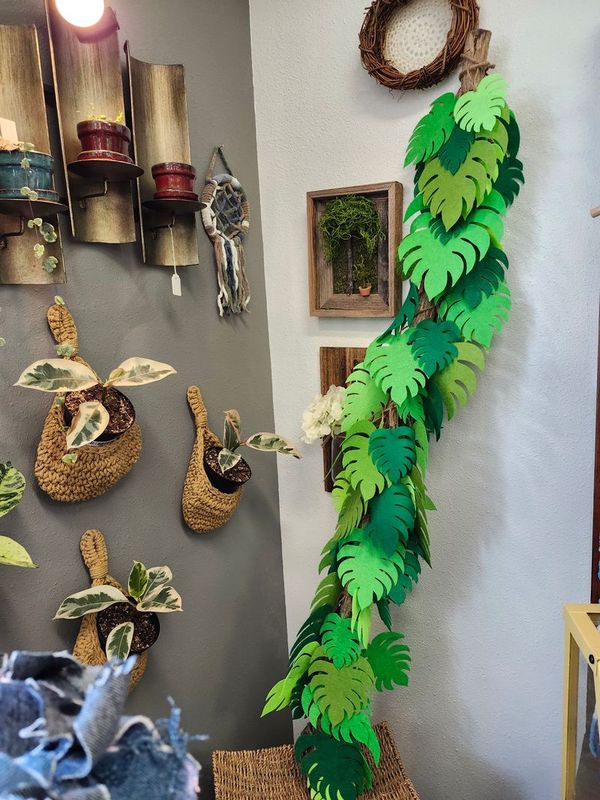 FAUX LEAF POLE 53&quot; -MONSTERA