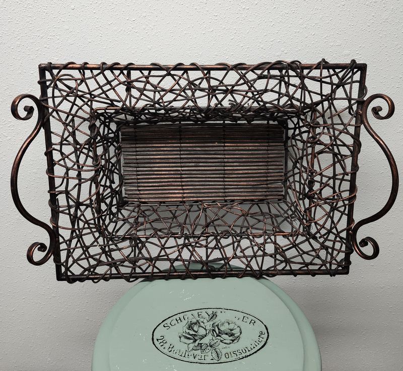 METAL &amp; WICKER TRAY - 14X21&quot;