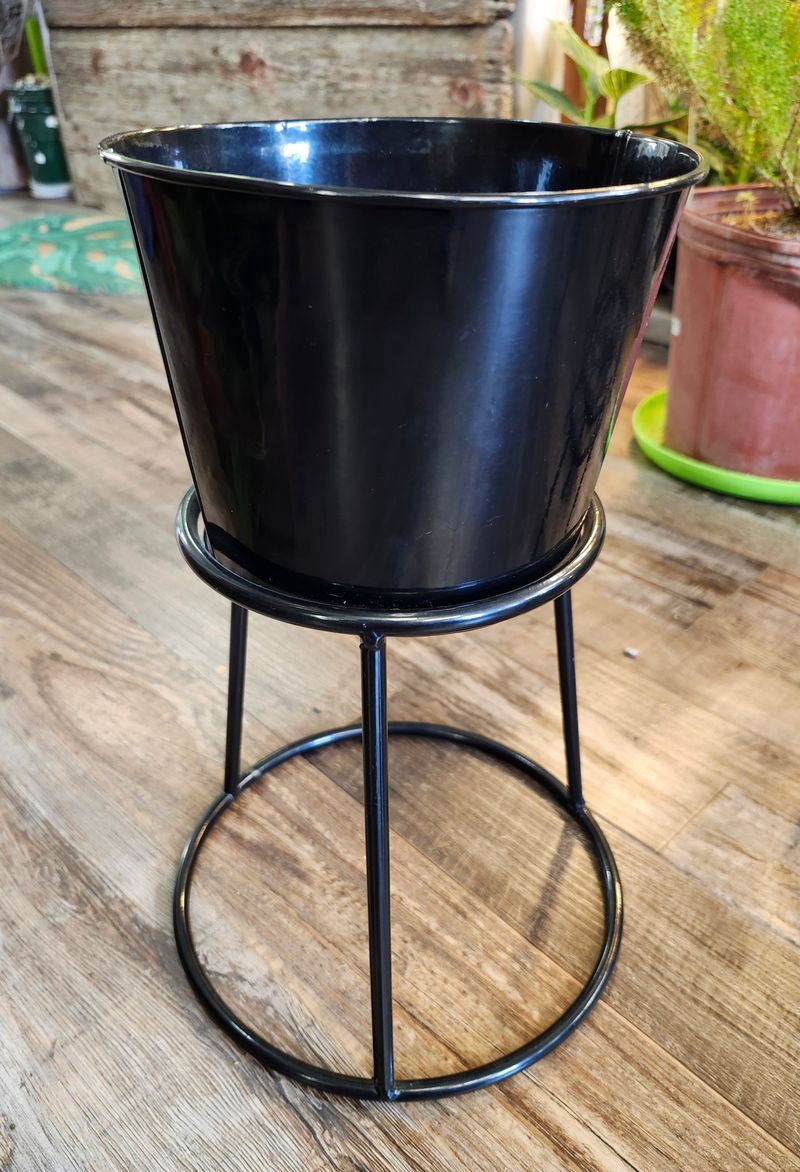 METAL PLANT STAND 13&quot; - BLACK