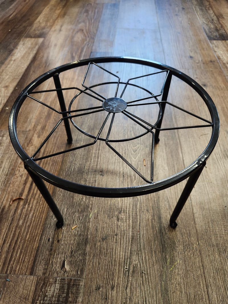 METAL PLANT STAND - BLK 7&quot;