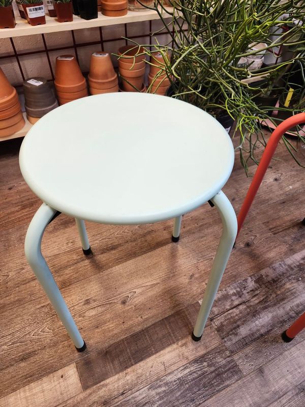 METAL STOOL 17&quot; - MINT