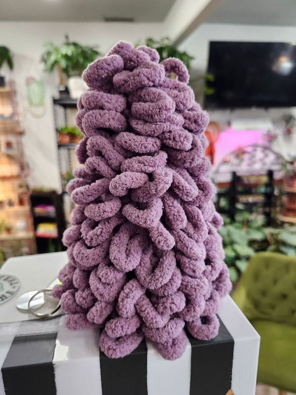 YARN TREE 7&quot;
