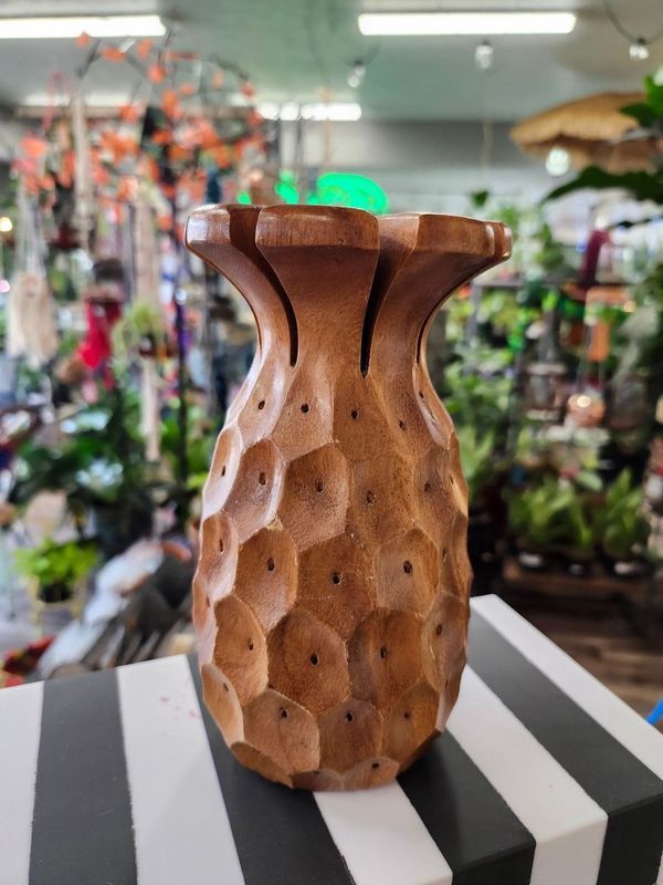 WOOD PINEAPPLE