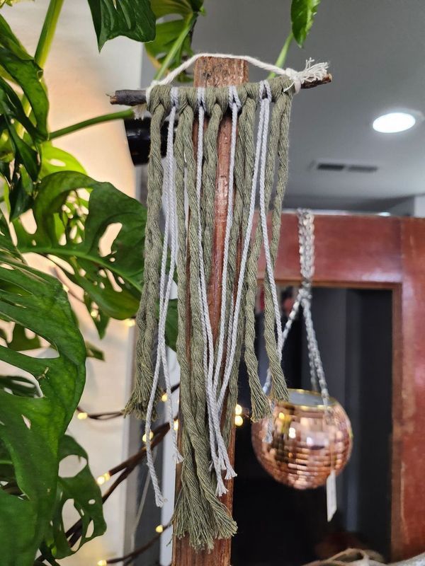 MACRAME WALL ART 11&quot; - GREEN