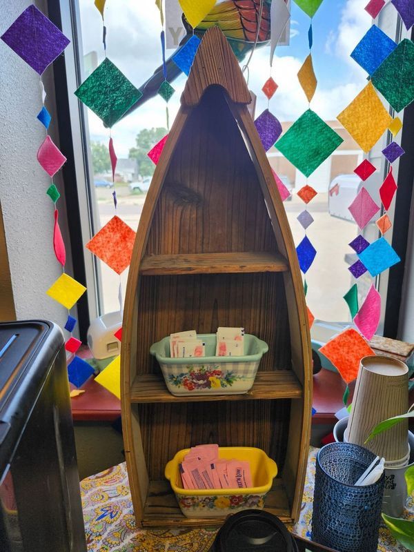 BOAT SHELF 25&quot;