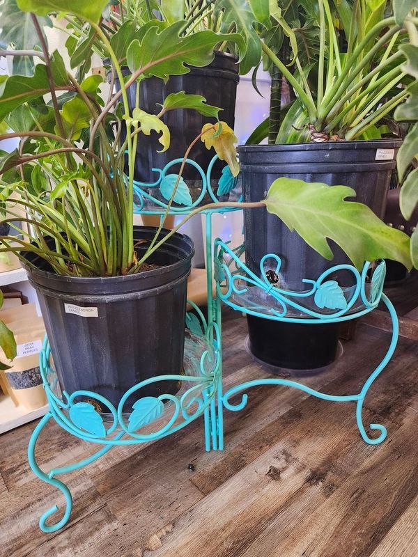TRIPLE PLANT STAND - AQUA