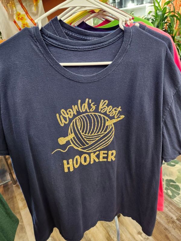 PLANT-TEE &quot;BEST HOOKER&quot; - 2X NAVY UPCYCLED