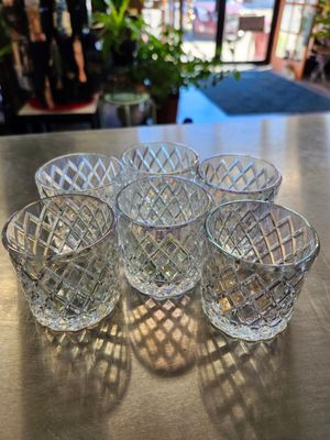 GLASS POT 2&quot;- IRIDESCENT