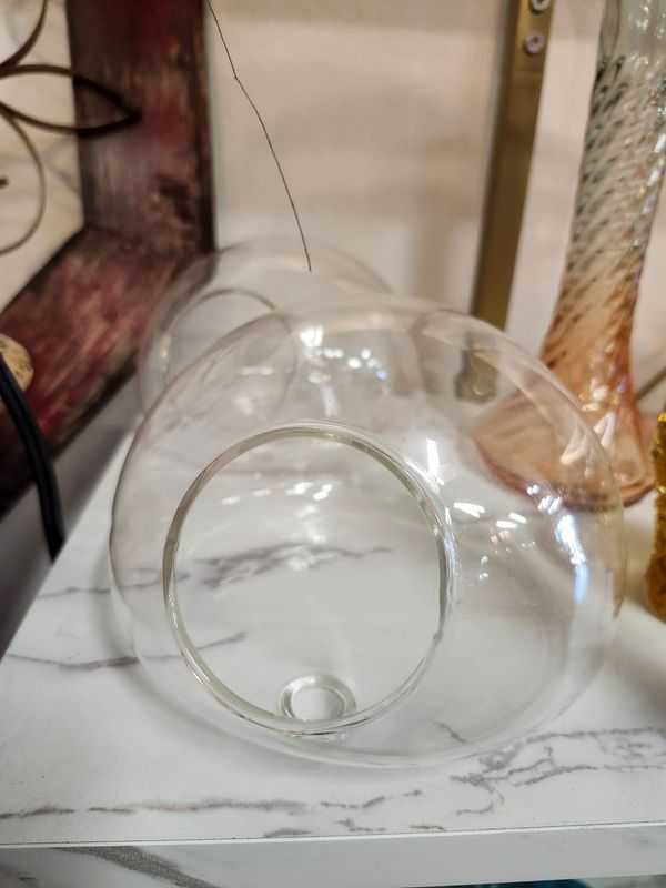 WALL HANGING GLOBE - GLASS