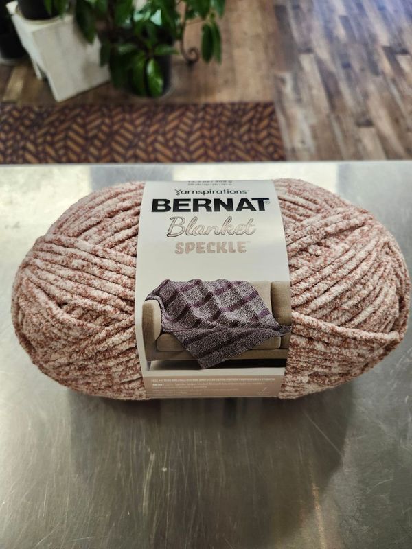BERNAT BLANKET SPECKLE &quot;CLAY BRICK&quot;