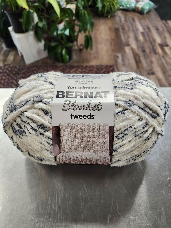 BERNAT BLANKET TWEEDS &quot;IVORY TWEED&quot;