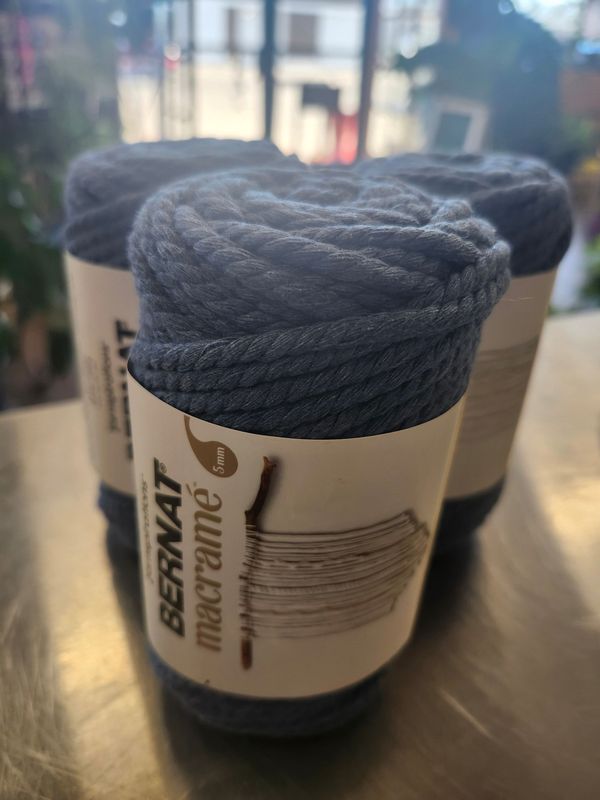 Bernat Maker Home Décor Yarn-250g- Steel Blue