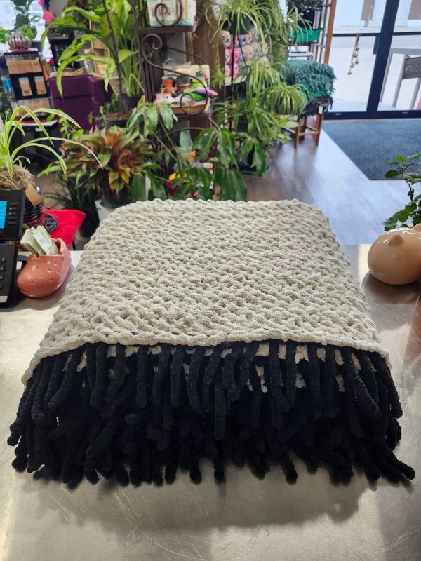 CROCHET BLANKET &quot;SUNDAY TIMES&quot;